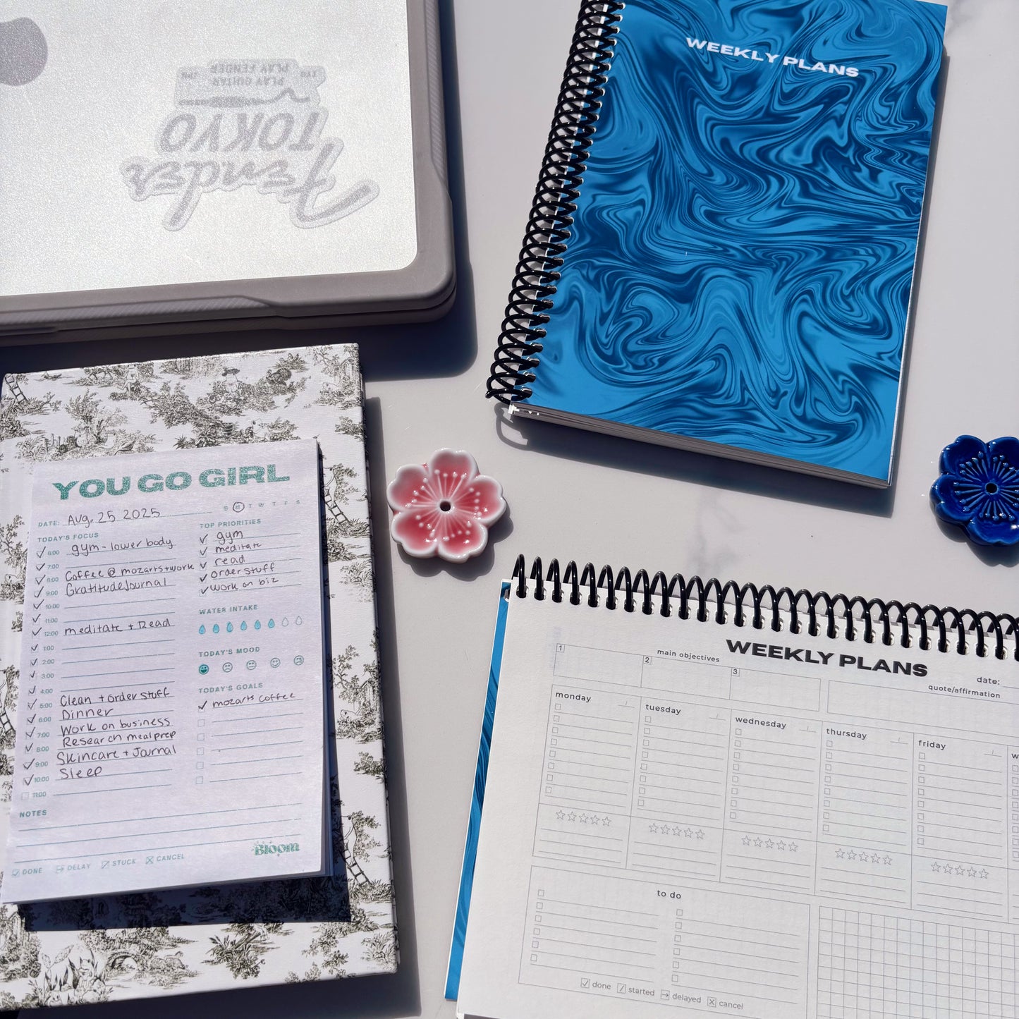 Weekly Planner – Undated Productivity & Goal Setting Journal - Celestial Blue